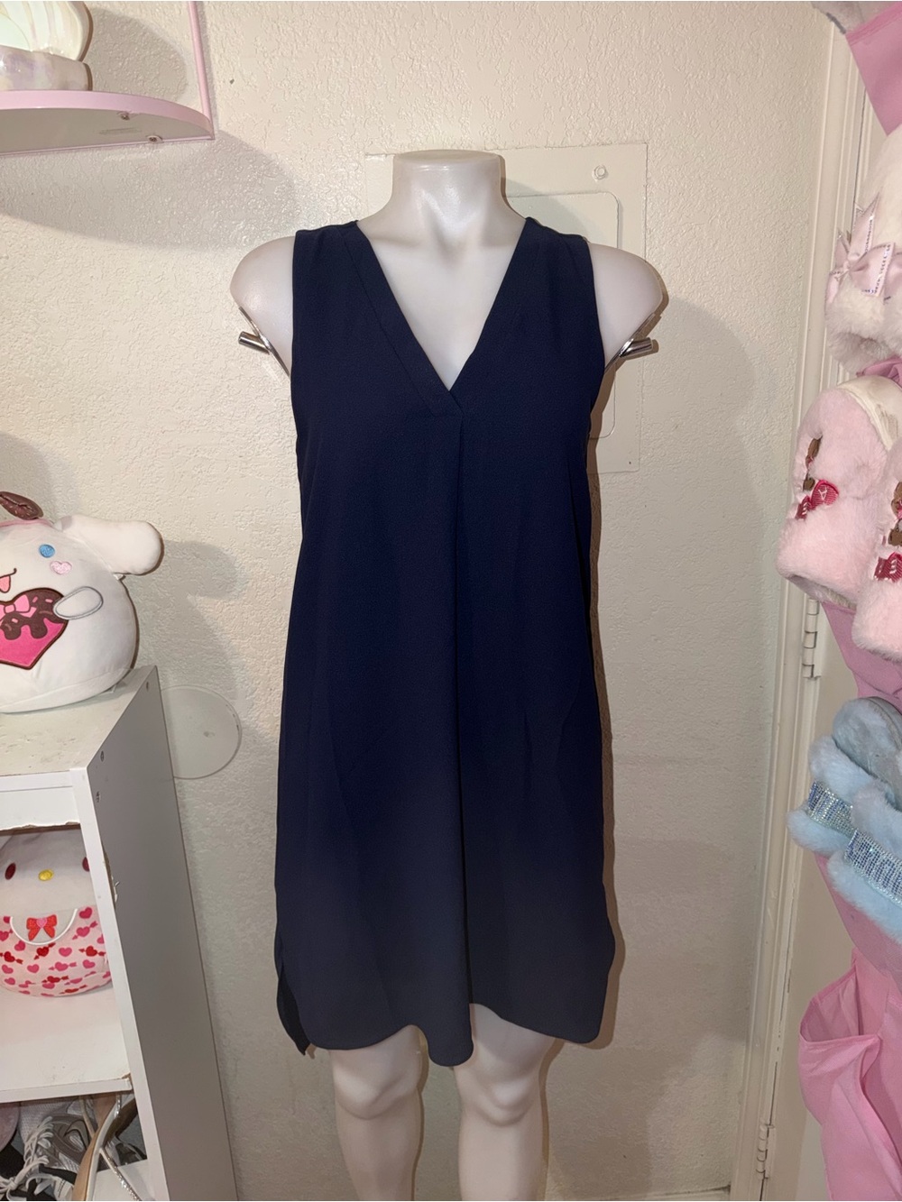 Everly Navy Blue V-Neck Sleeveless Shift Dress